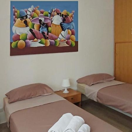 Nicholas Home 2 บารี ภายนอก รูปภาพ